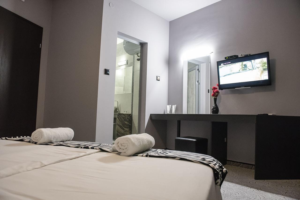 Central Guest Rooms Asenovgrad ภายนอก รูปภาพ