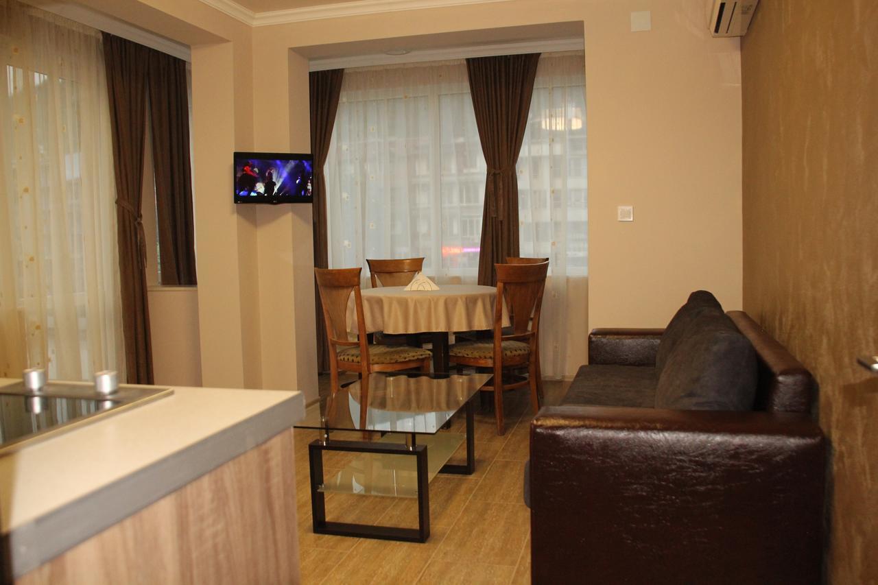 Central Guest Rooms Asenovgrad ภายนอก รูปภาพ